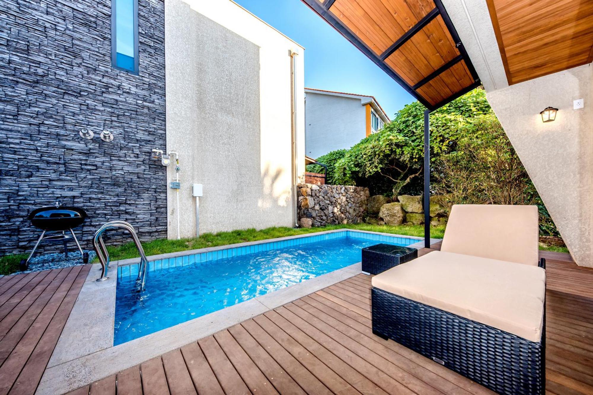 Arts Spa&Poolvilla Jeju Esterno foto